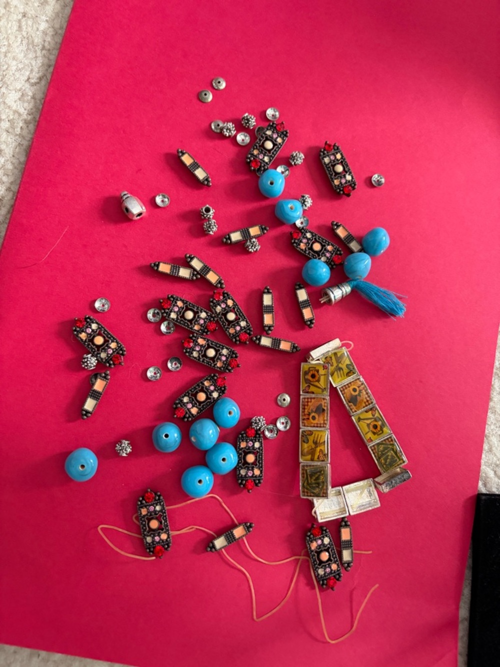 Lot/box Fashion Bracelets,bracelet/matching earrings & broken bracelet pieces - Picture 2 of 14